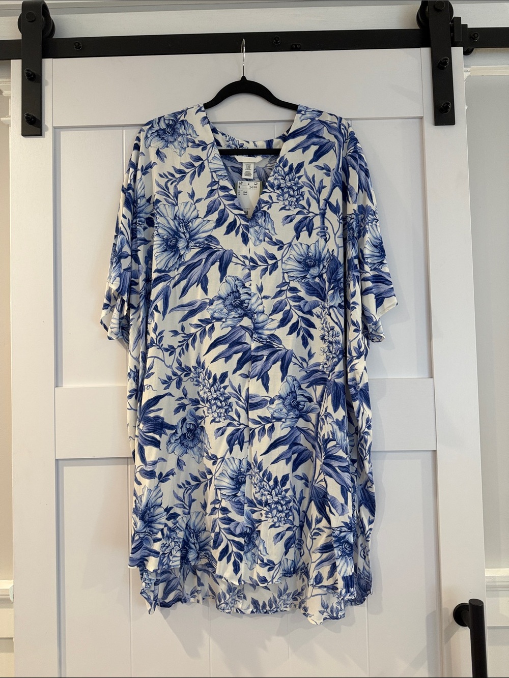 H&M Blue Floral V-Neck Women’s kaftan